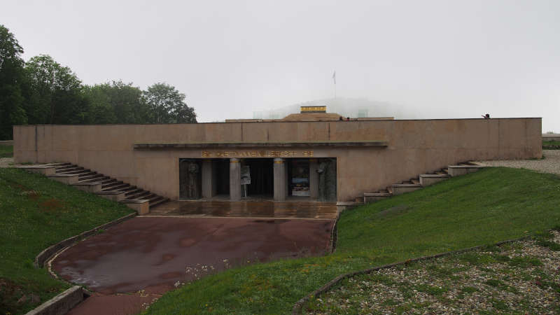 Gedenkst&auml;tte au&szlig;en