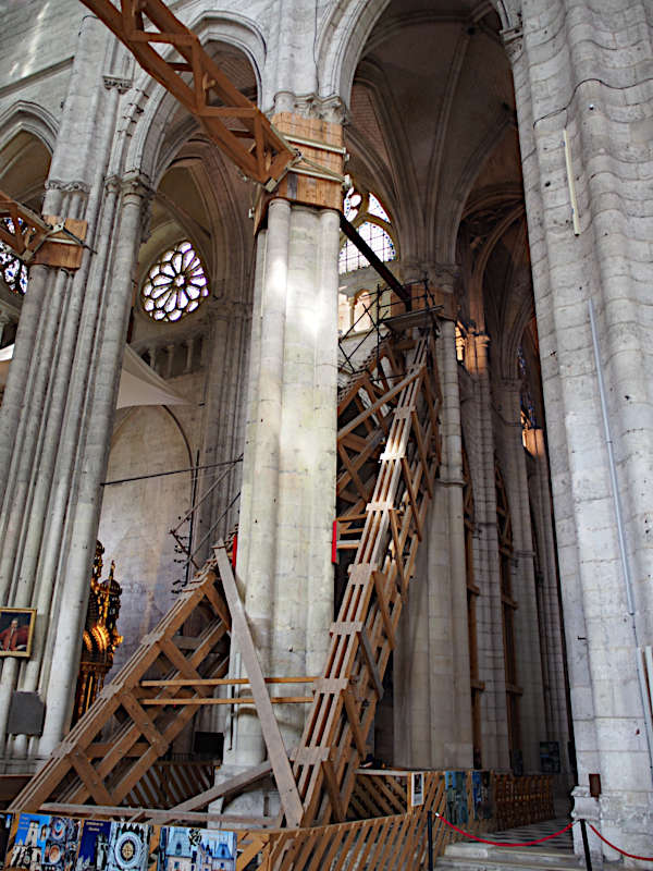 Zus&auml;tzliche St&uuml;tzen