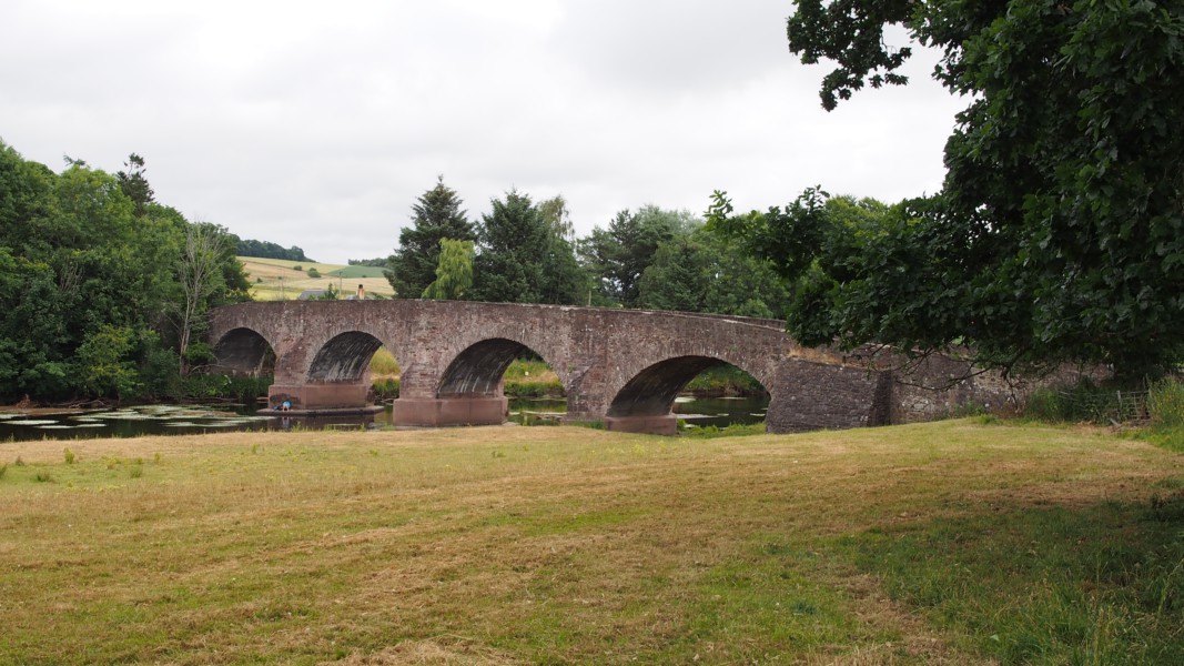 Br&uuml;cke &uuml;ber den Earn